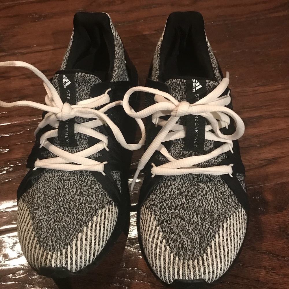 Adidas by Stella McCartney shoes size 7 NEW